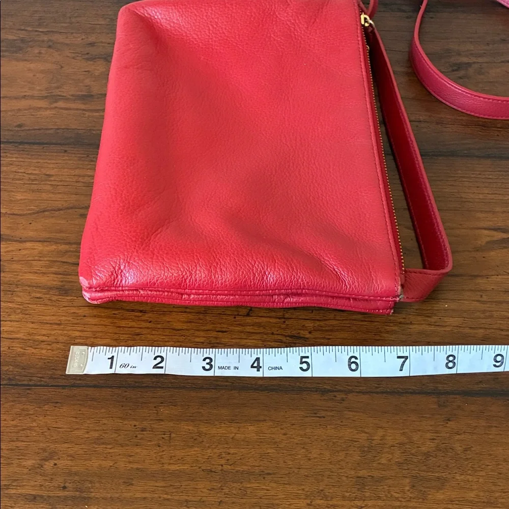 SAKS FIFTH AVENUE Red Genuine Leather Crossbody Bag Shoulder Purse‎ Three Pocket